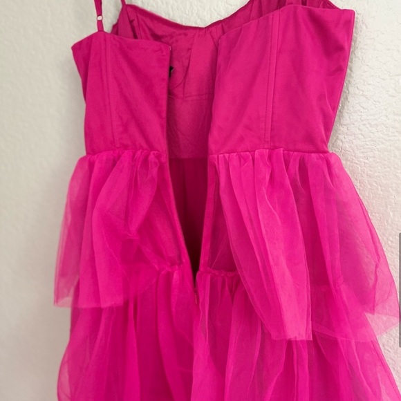 Lulu’s Rule the Runway Hot Pink BarbieCore Tulle Bustier Tiered MaxiDress NWOT M - Picture 10 of 15